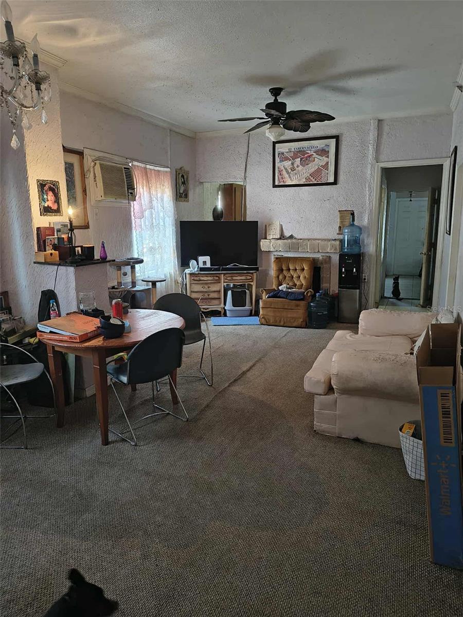 Image 2 of 2 For 2737 Green Street