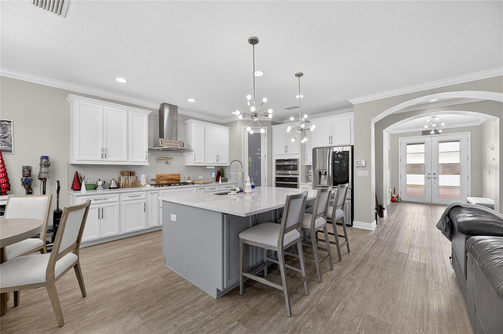 Image 41 of 100 For 7424 Paradiso Drive