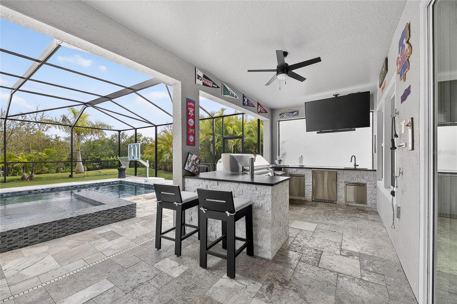 Image 8 of 100 For 7424 Paradiso Drive