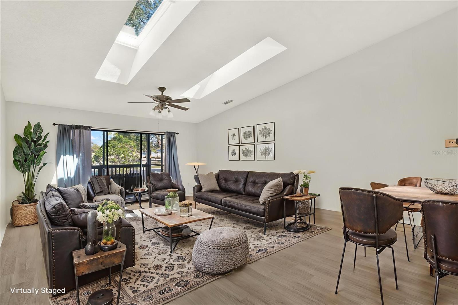 Image 3 of 19 For 6289 93rd Terrace N 4302