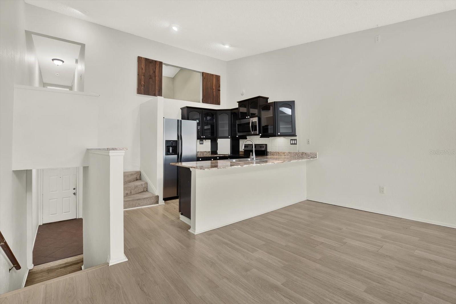 Image 5 of 19 For 6289 93rd Terrace N 4302