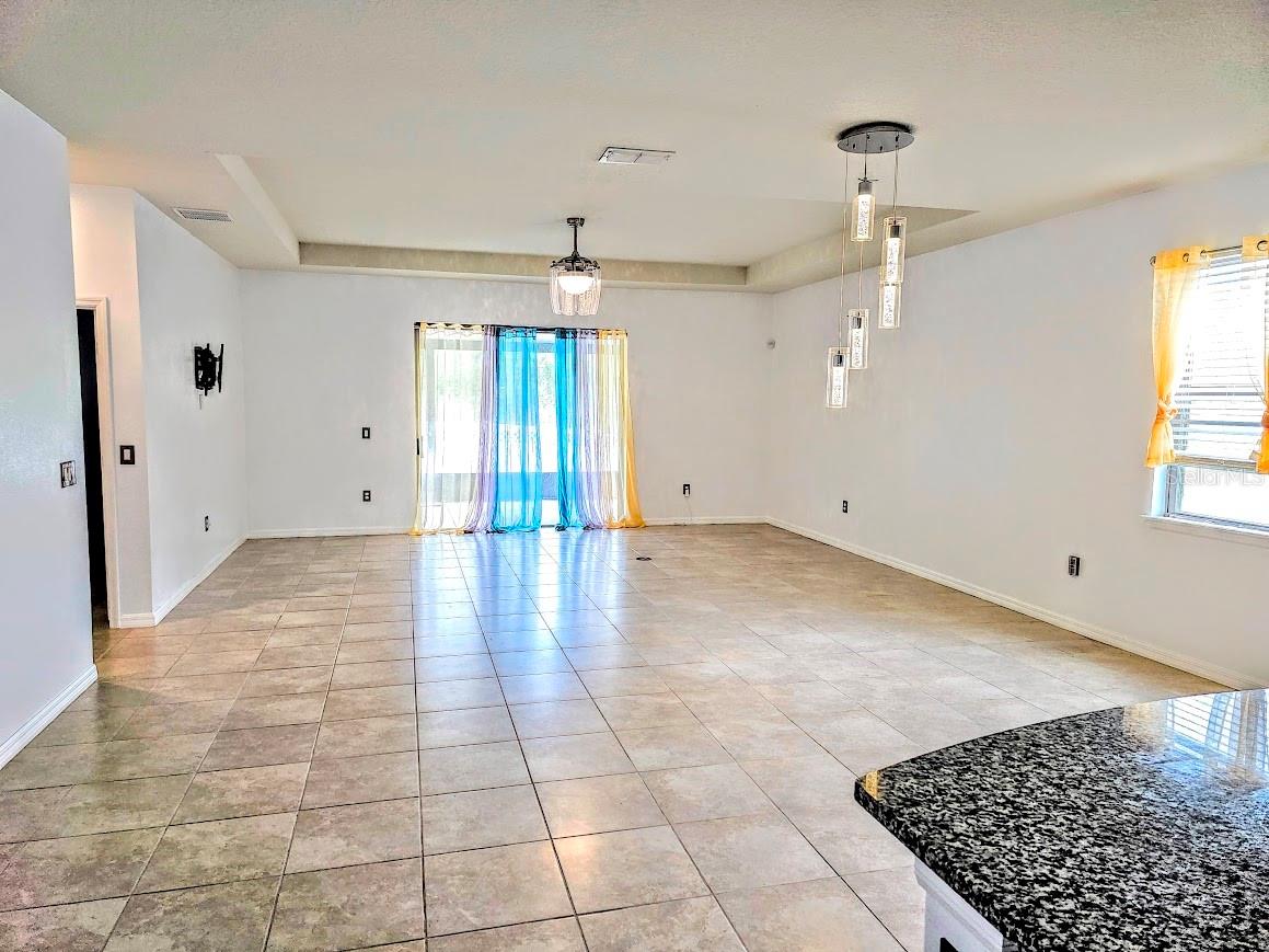 Image 5 of 16 For 8594 Rindge Road