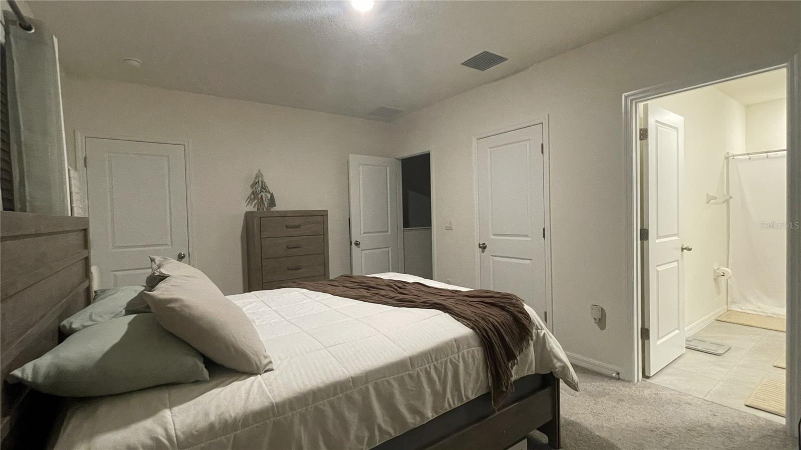 Listing photo id 9 for 3525 Marigold Patch Court