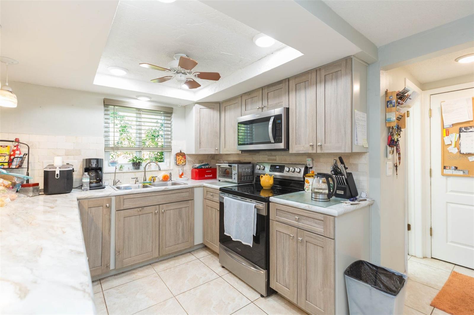 Image 10 of 22 For 7906 Cherrytree Lane