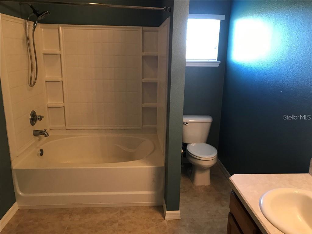 Image 19 of 27 For 7542 Red Mill Circle