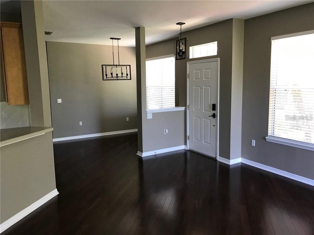 Image 4 of 27 For 7542 Red Mill Circle