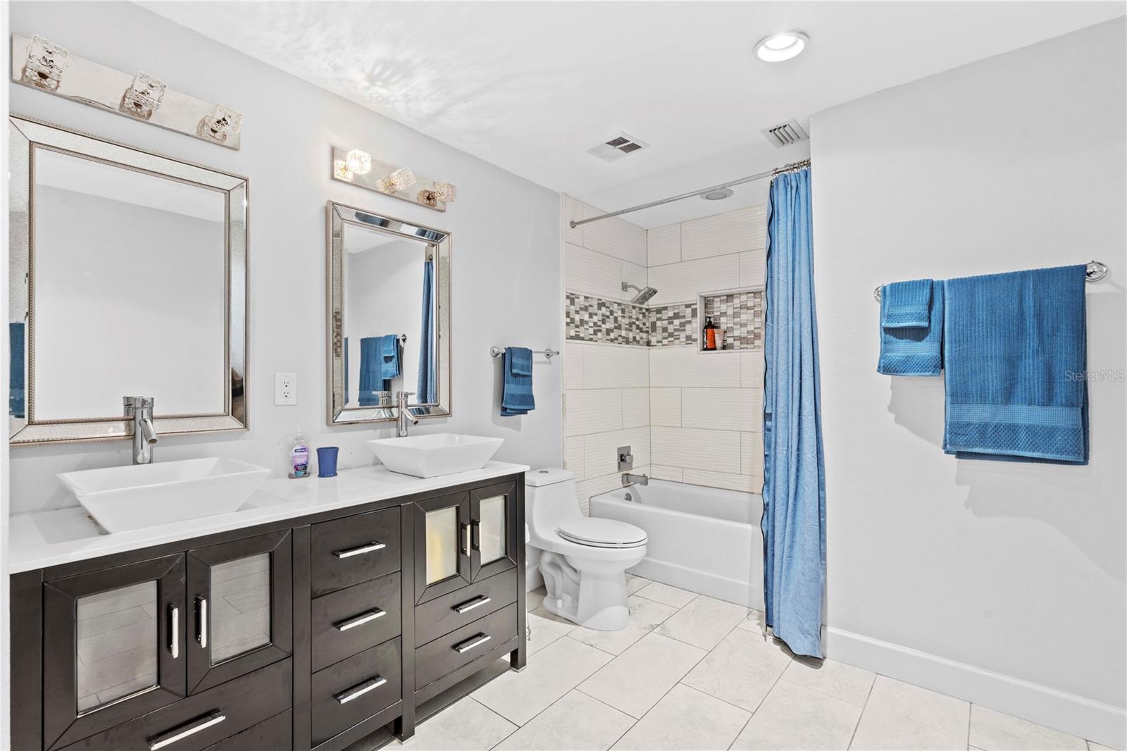 Image 15 of 58 For 1318 Moreland Drive 105