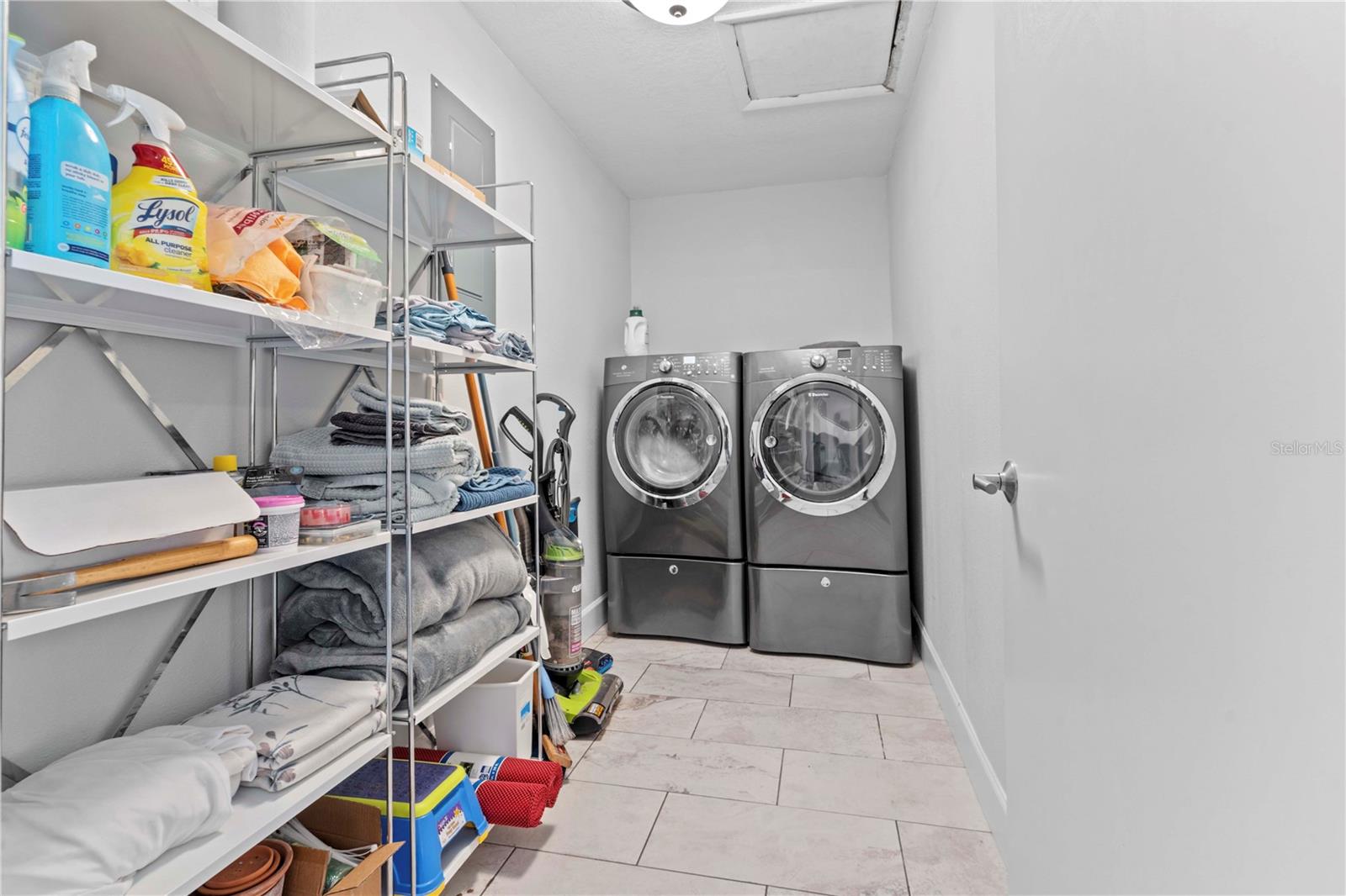 Image 24 of 58 For 1318 Moreland Drive 105