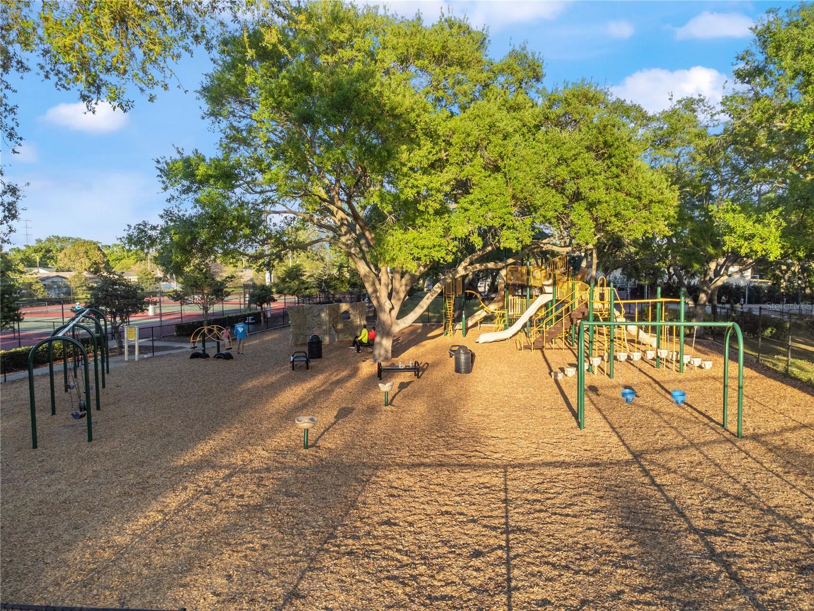 Image 41 of 58 For 1318 Moreland Drive 105