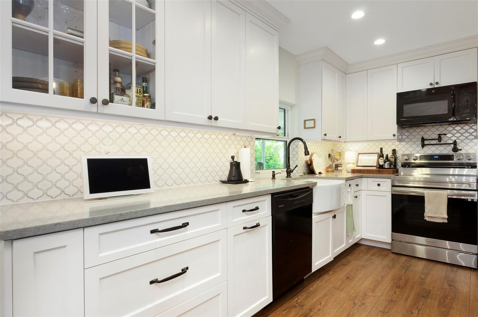 Image 14 of 42 For 5605 78th Avenue E