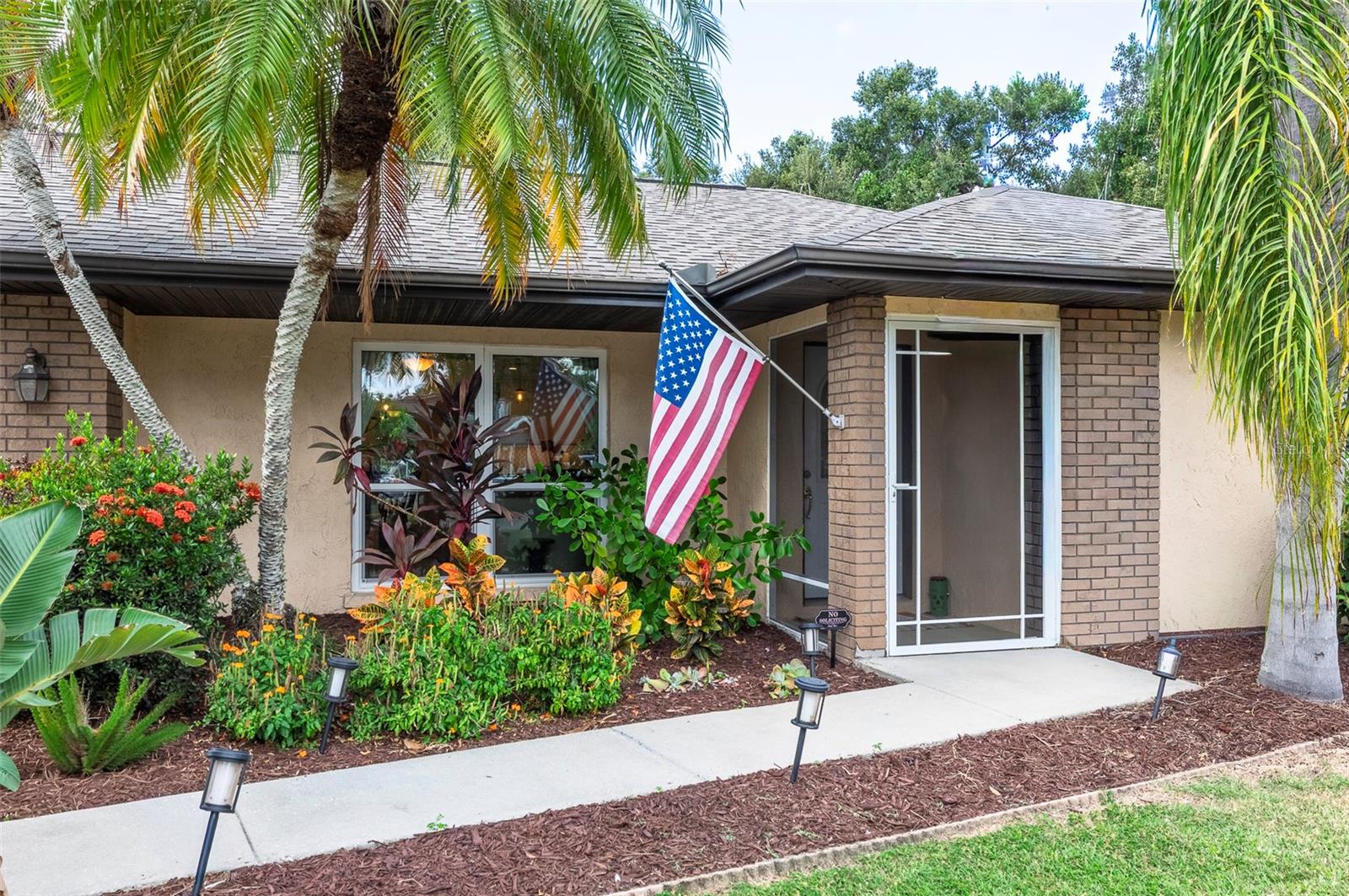 Image 2 of 42 For 5605 78th Avenue E