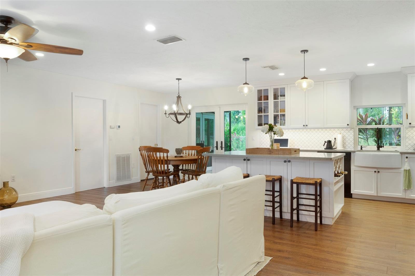 Image 5 of 42 For 5605 78th Avenue E