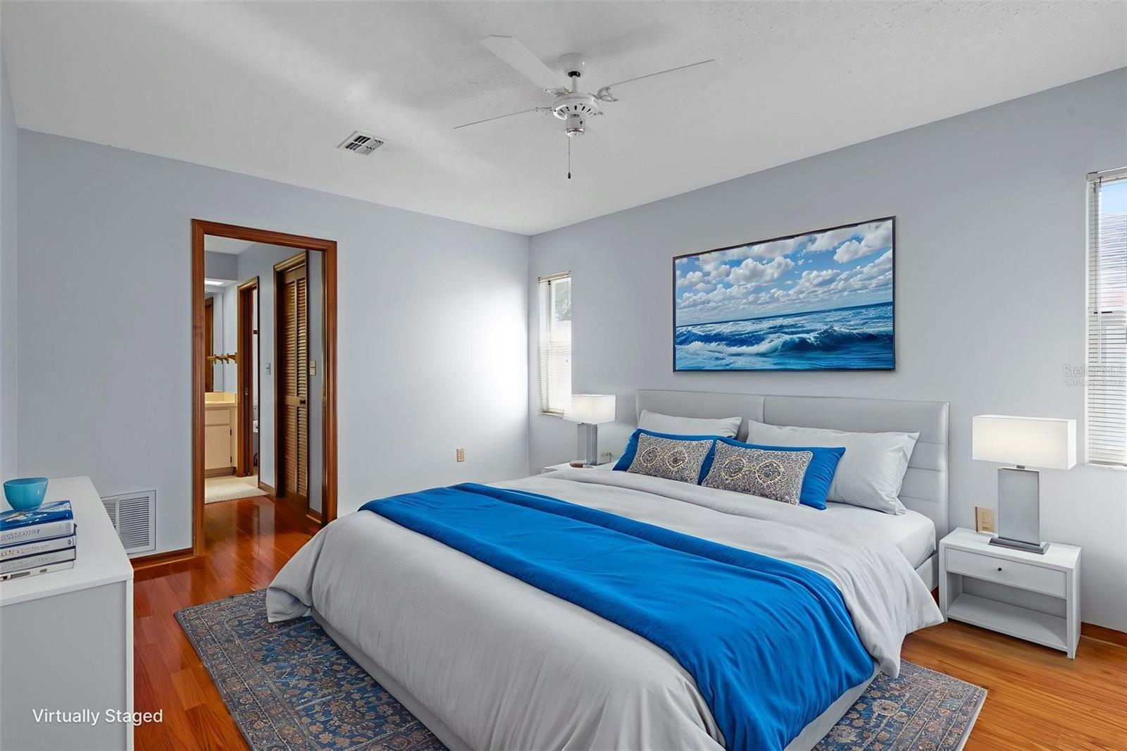 Listing photo id 30 for 1542 Overland Drive