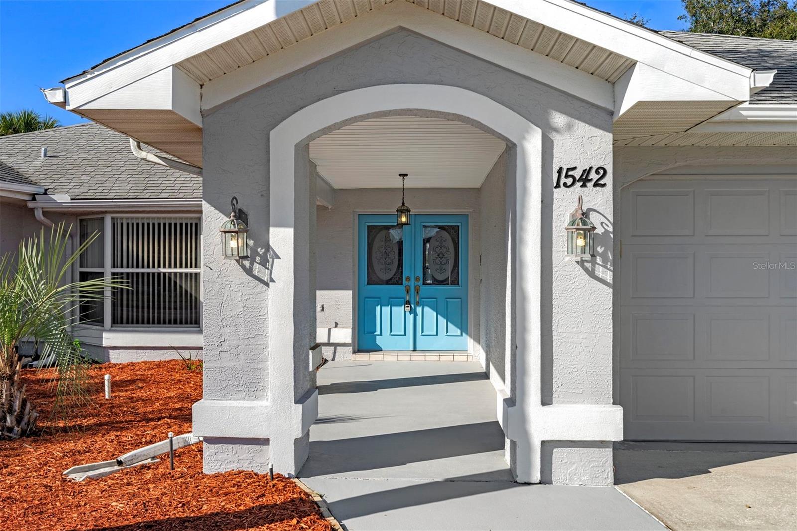 Listing photo id 3 for 1542 Overland Drive