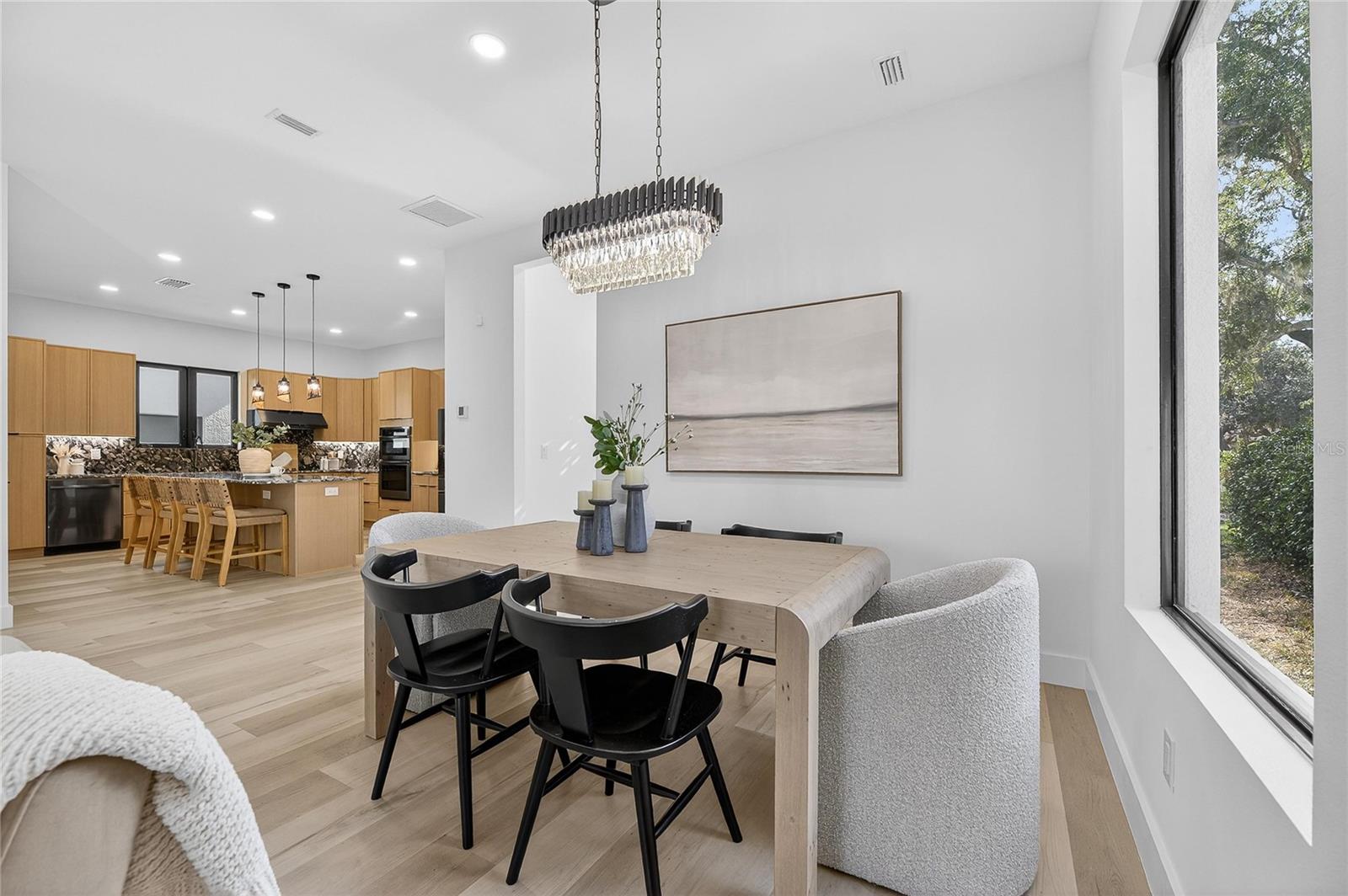 Image 17 of 85 For 2335 Oak Terrace