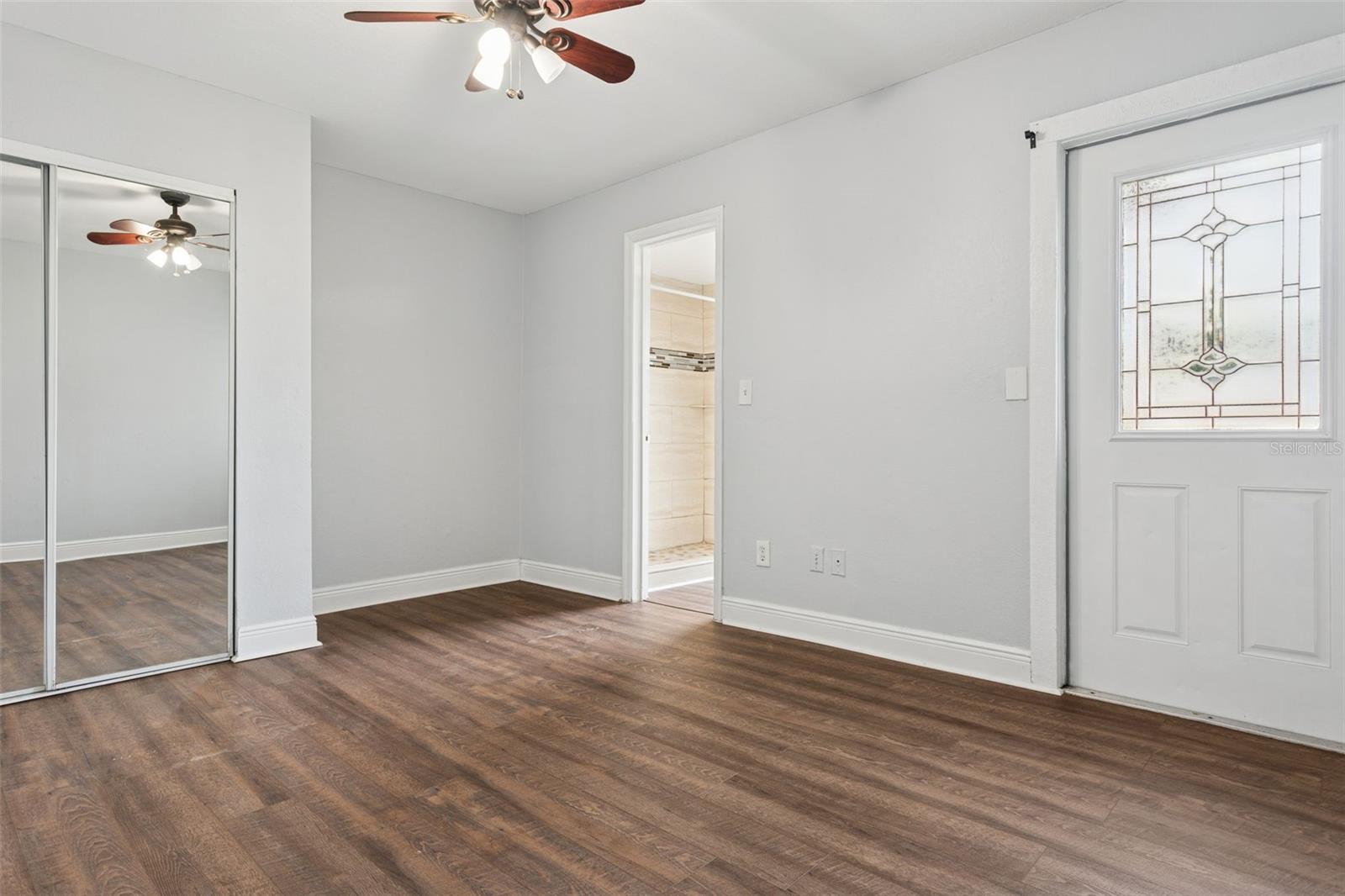 Image 18 of 25 For 3923 Broad Street