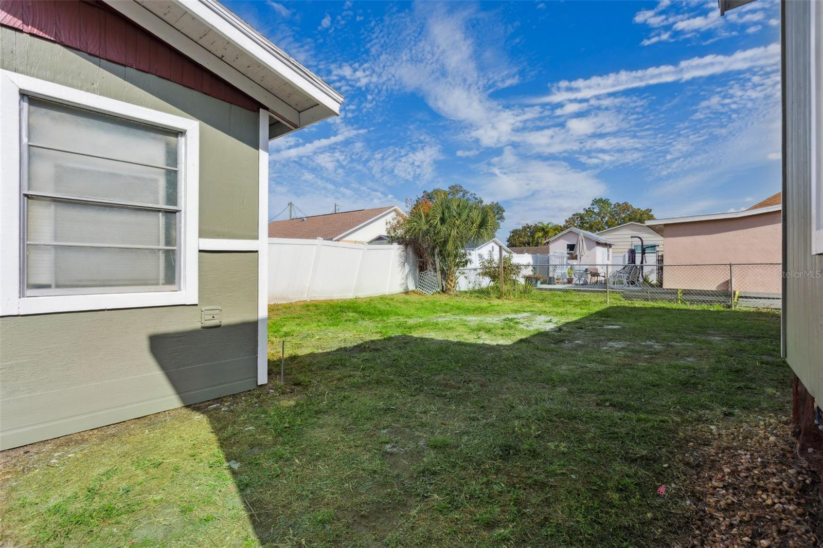 Image 24 of 25 For 3923 Broad Street