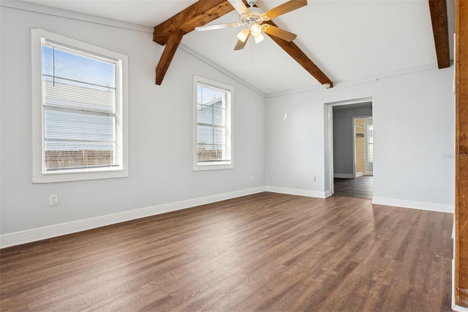 Image 6 of 25 For 3923 Broad Street