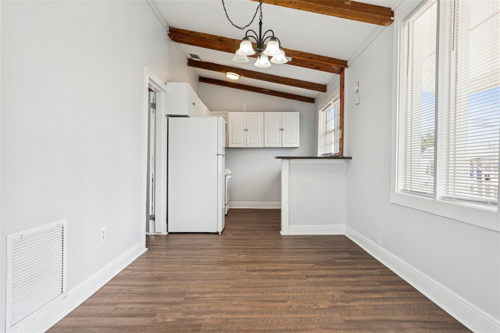 Image 7 of 25 For 3923 Broad Street