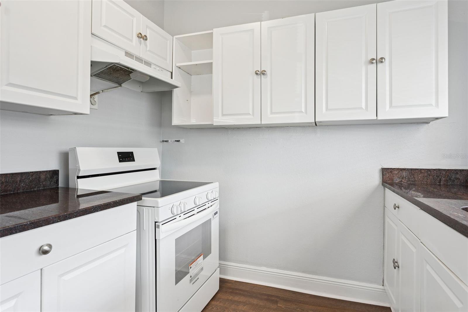 Image 9 of 25 For 3923 Broad Street