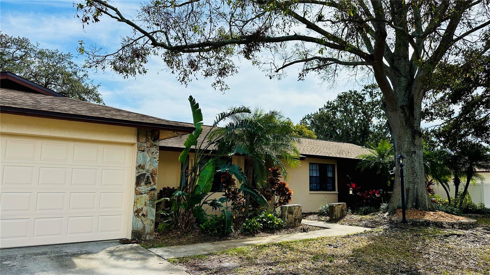 Image 7 of 20 For 1670 Monterey Drive