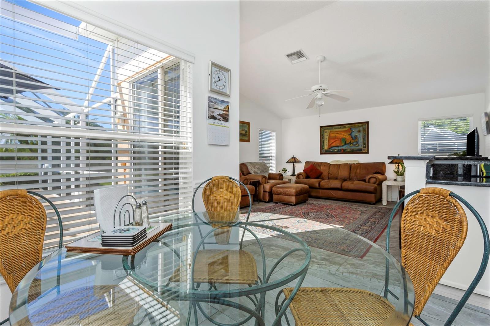 Image 53 of 91 For 394 Fountainview Circle