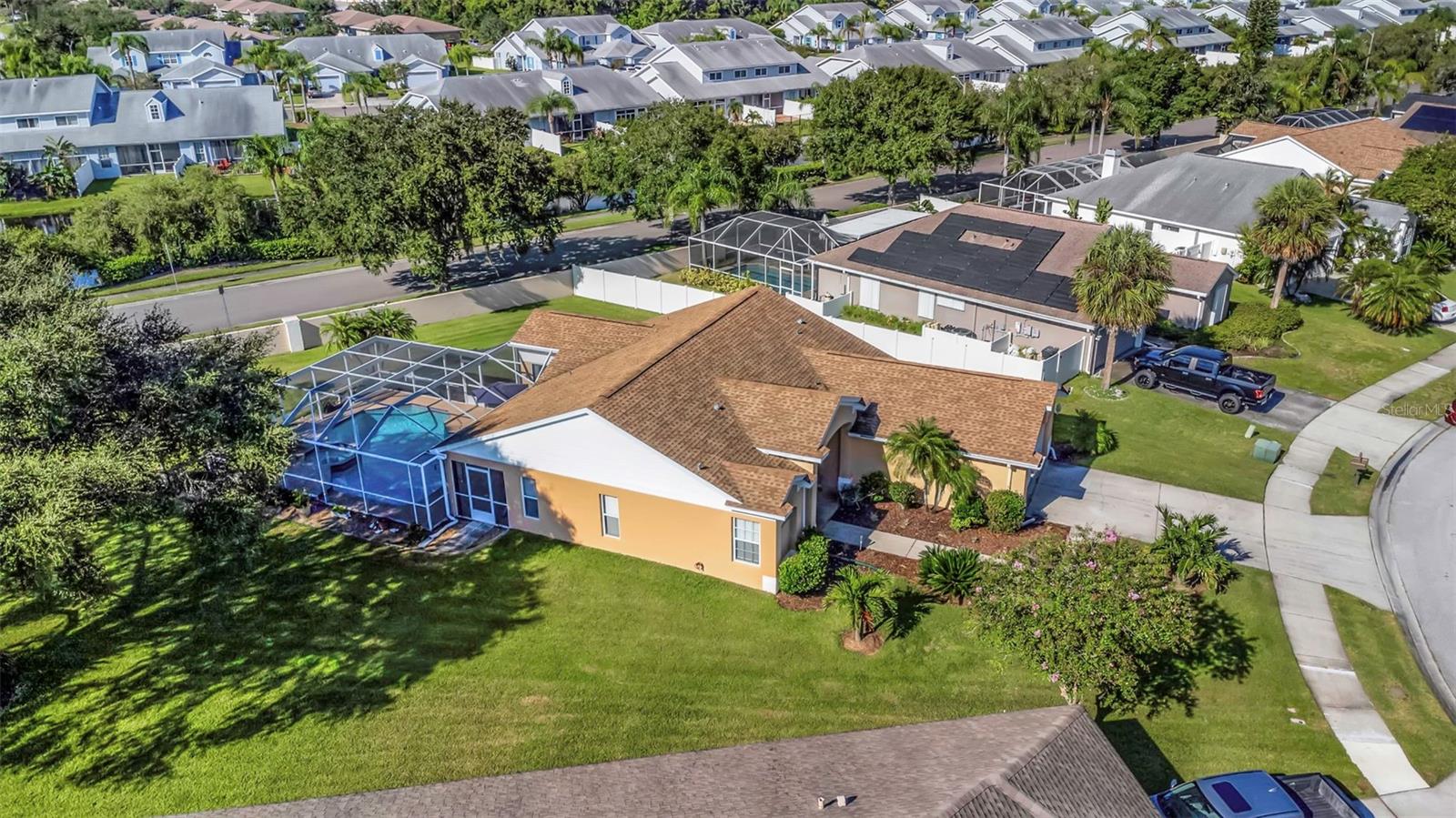 Image 69 of 91 For 394 Fountainview Circle