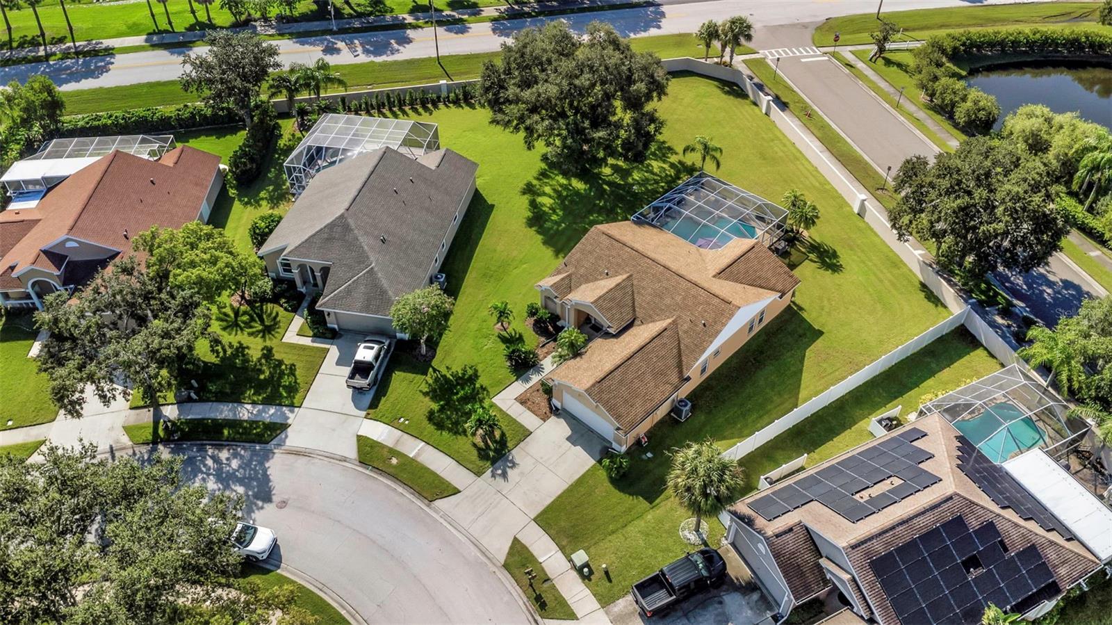 Image 74 of 91 For 394 Fountainview Circle