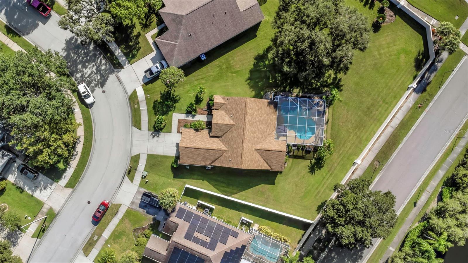 Image 76 of 91 For 394 Fountainview Circle