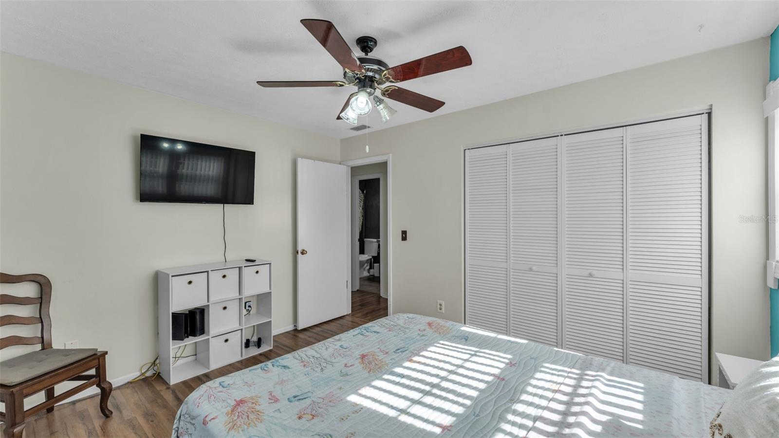 Image 20 of 45 For 6327 Sebring Street