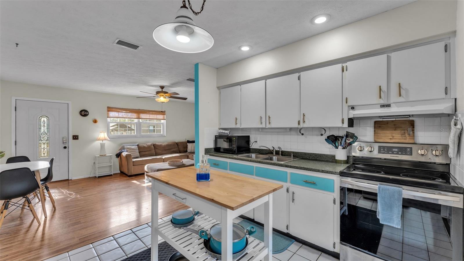 Image 8 of 45 For 6327 Sebring Street