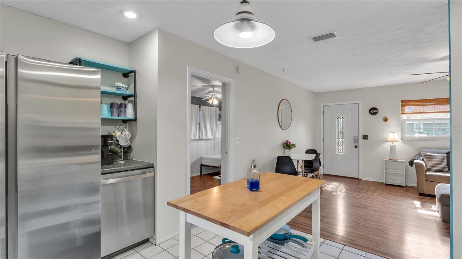 Image 9 of 45 For 6327 Sebring Street