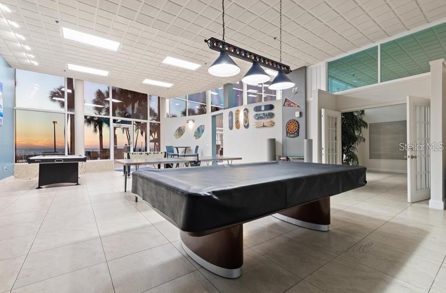 Image 39 of 61 For 880 Mandalay Avenue S806