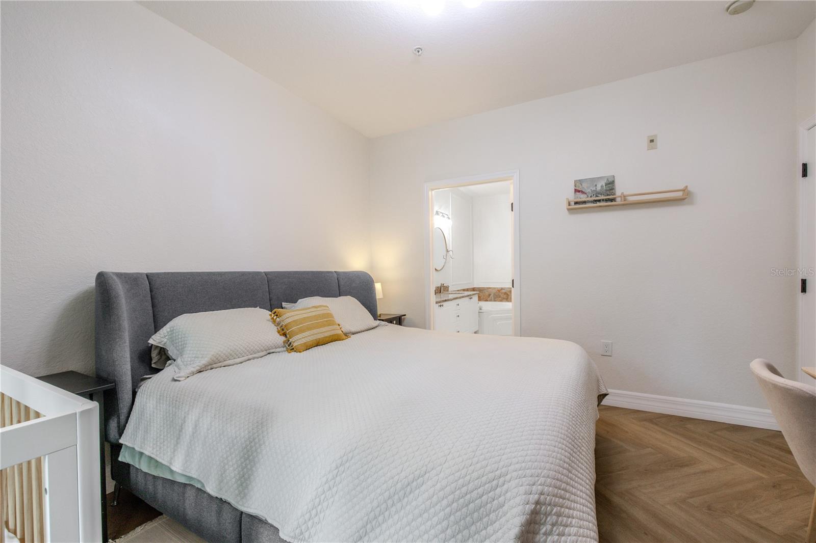 Image 30 of 65 For 2722 Via Tivoli  410a