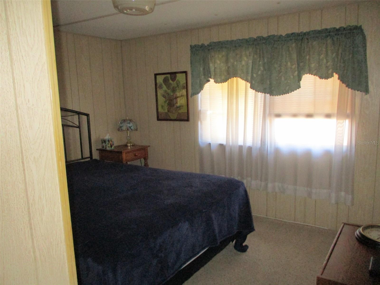 Image 17 of 21 For 3718 Castle Drive