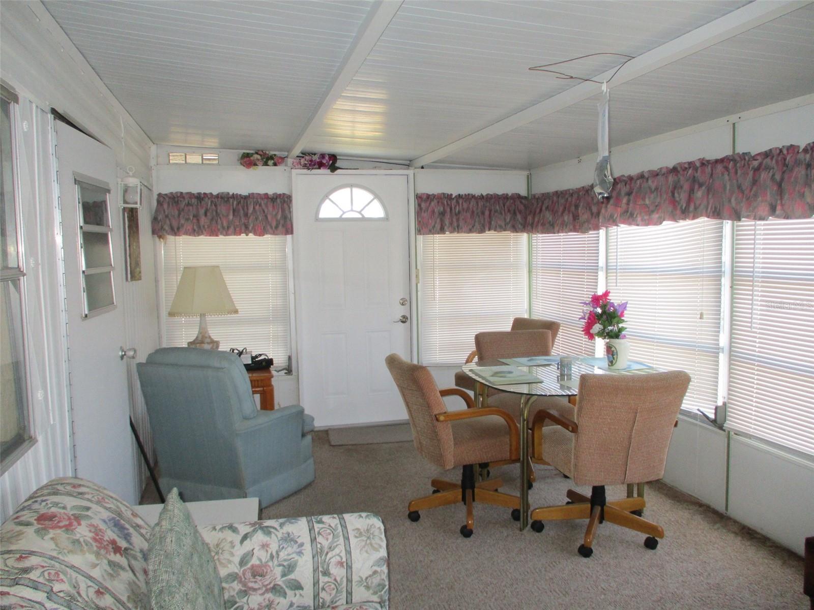 Image 20 of 21 For 3718 Castle Drive