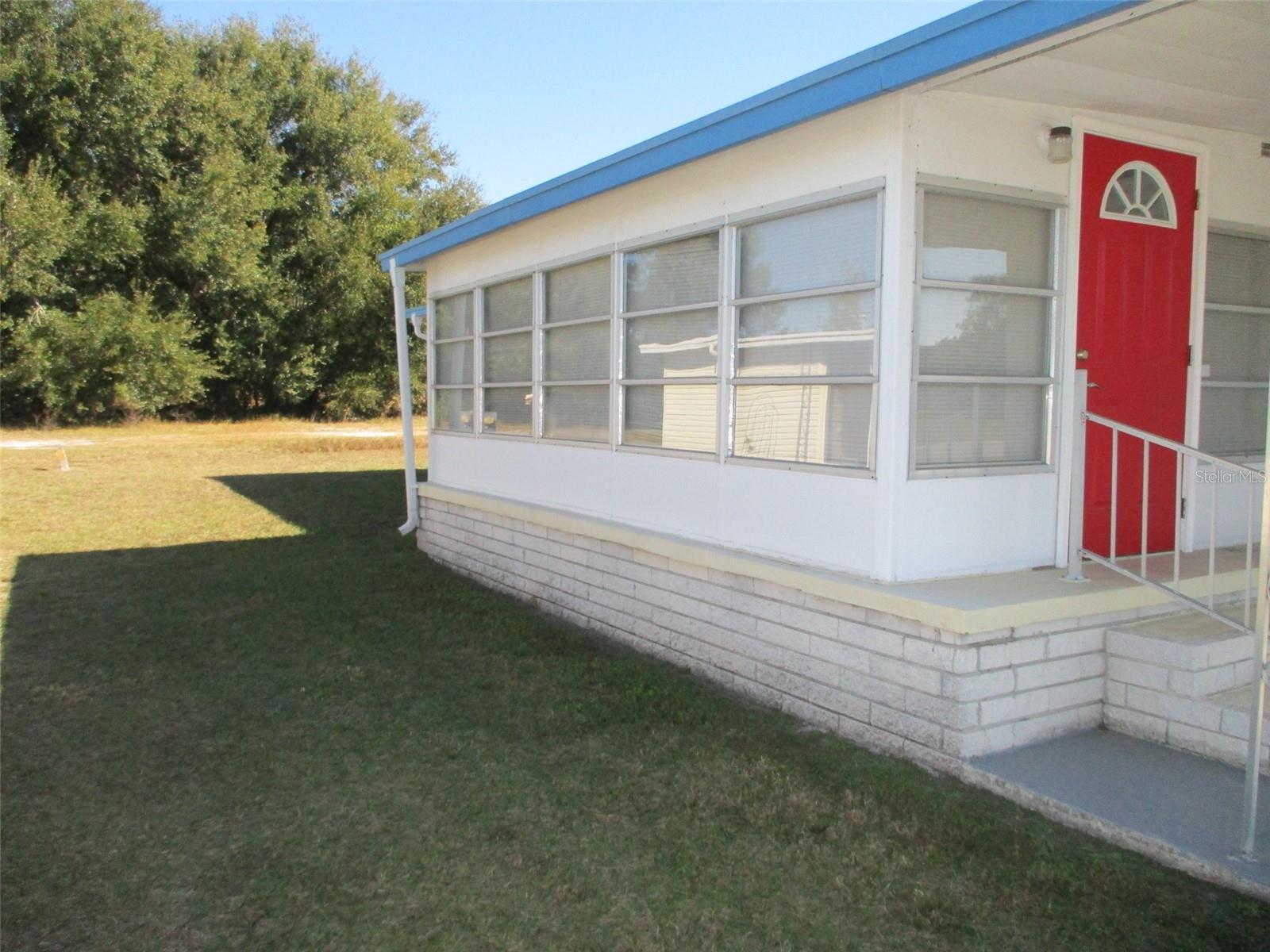 Image 3 of 21 For 3718 Castle Drive