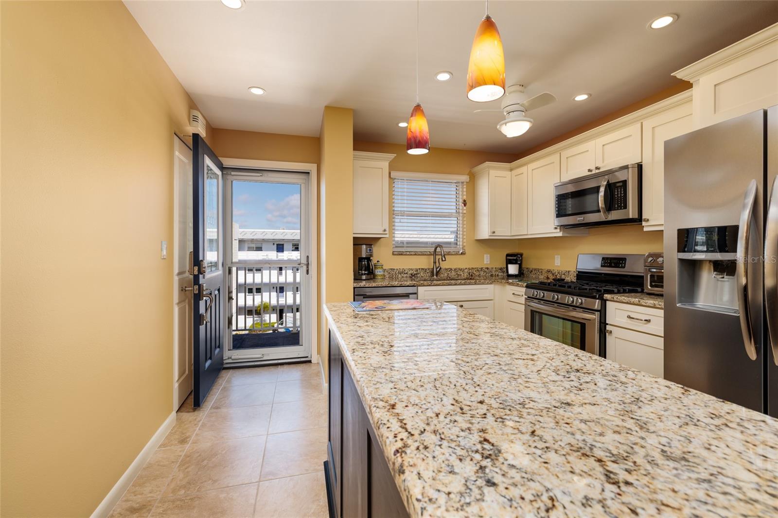 Image 14 of 64 For 5960 30th Avenue S 411