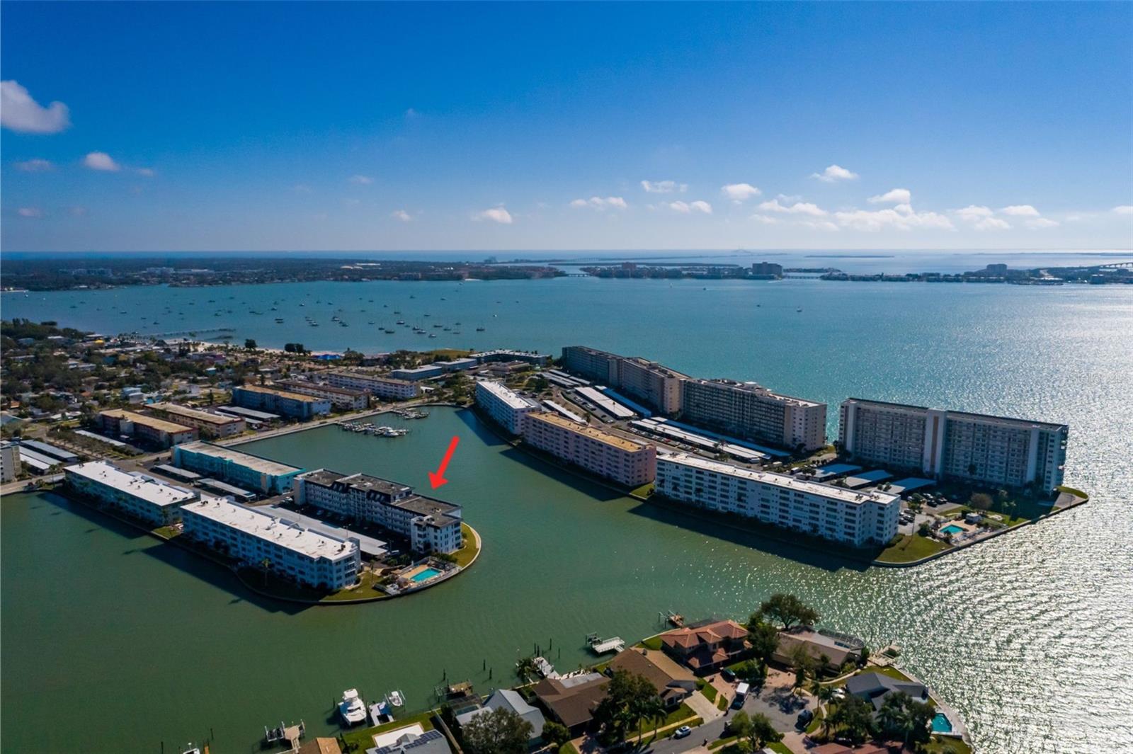 Image 2 of 64 For 5960 30th Avenue S 411