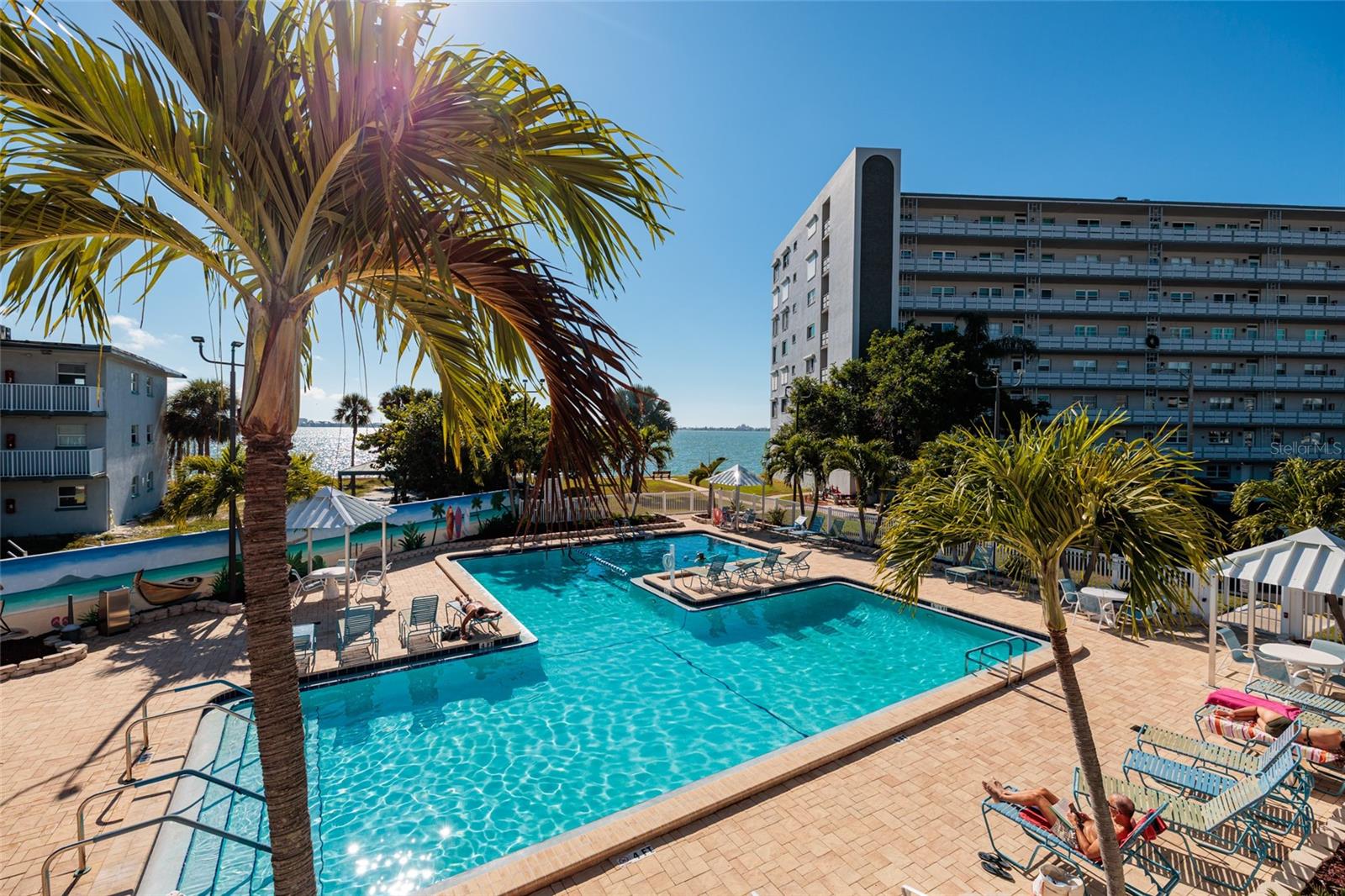 Image 45 of 64 For 5960 30th Avenue S 411