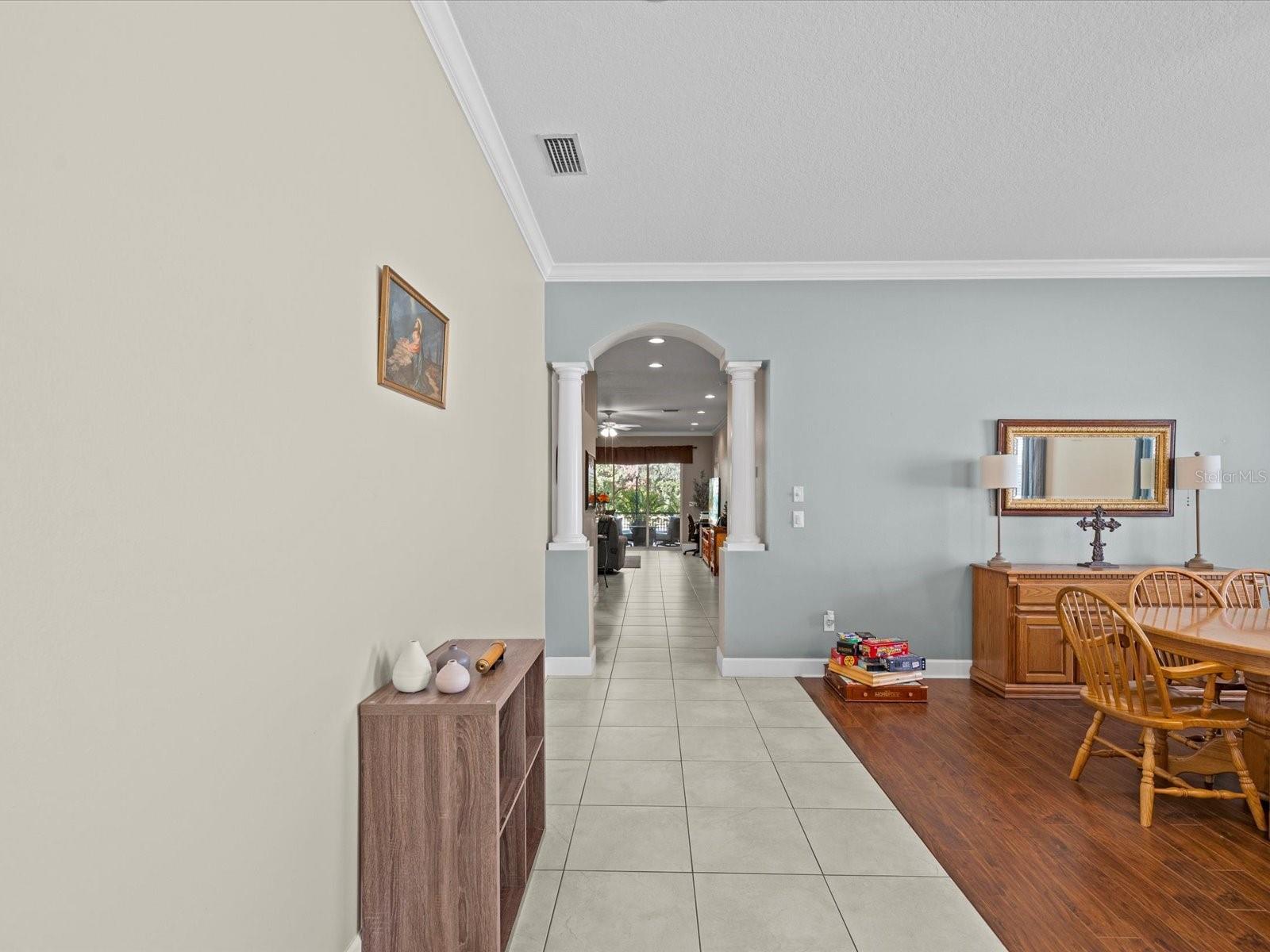 Image 5 of 77 For 7637 Grasmere Drive