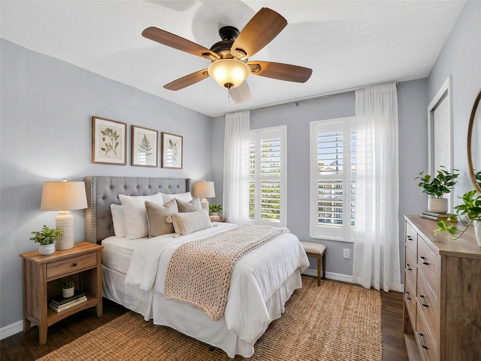 Listing photo id 17 for 16127 Bridgecrossing Drive