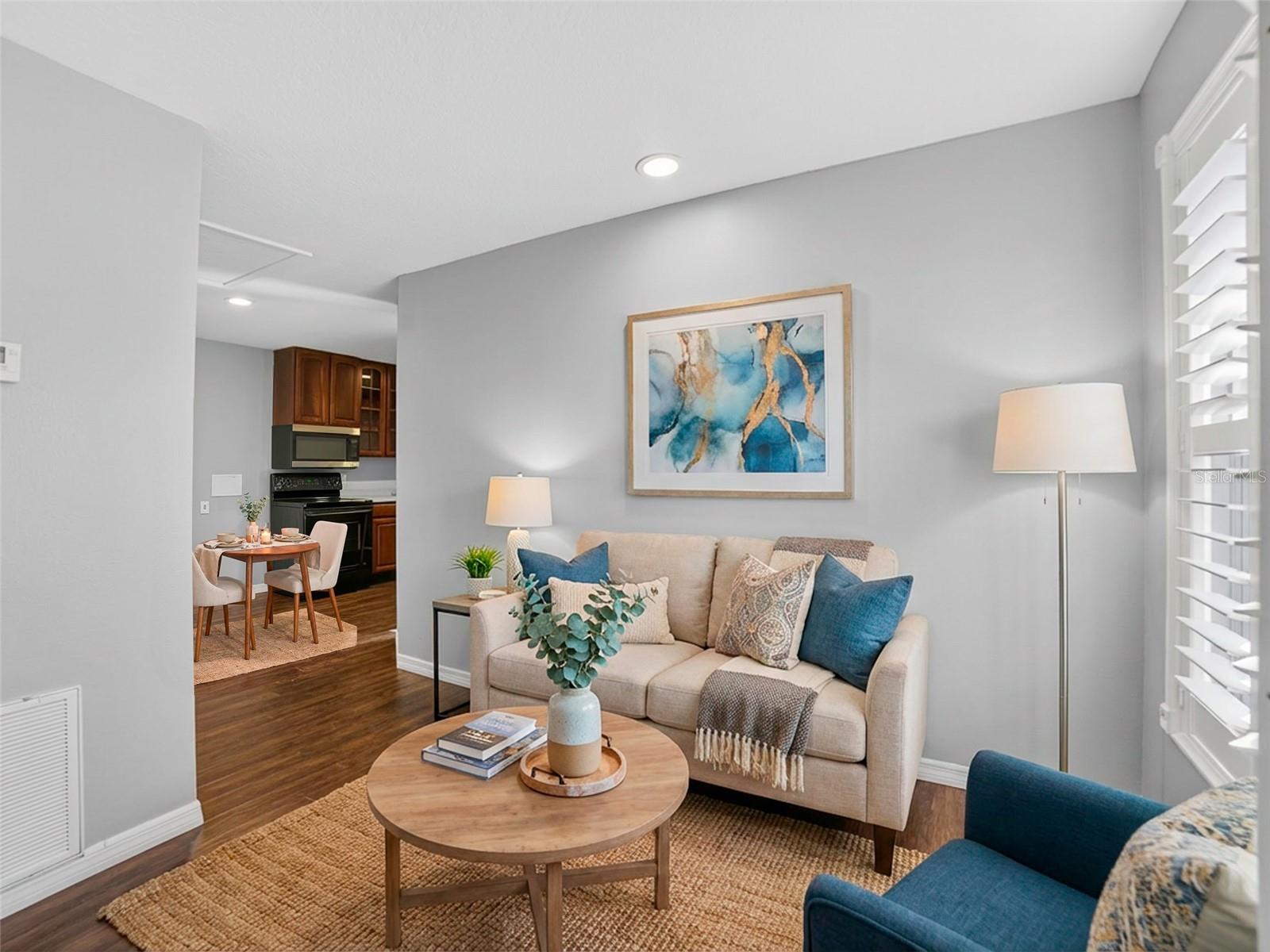 Listing photo id 20 for 16127 Bridgecrossing Drive