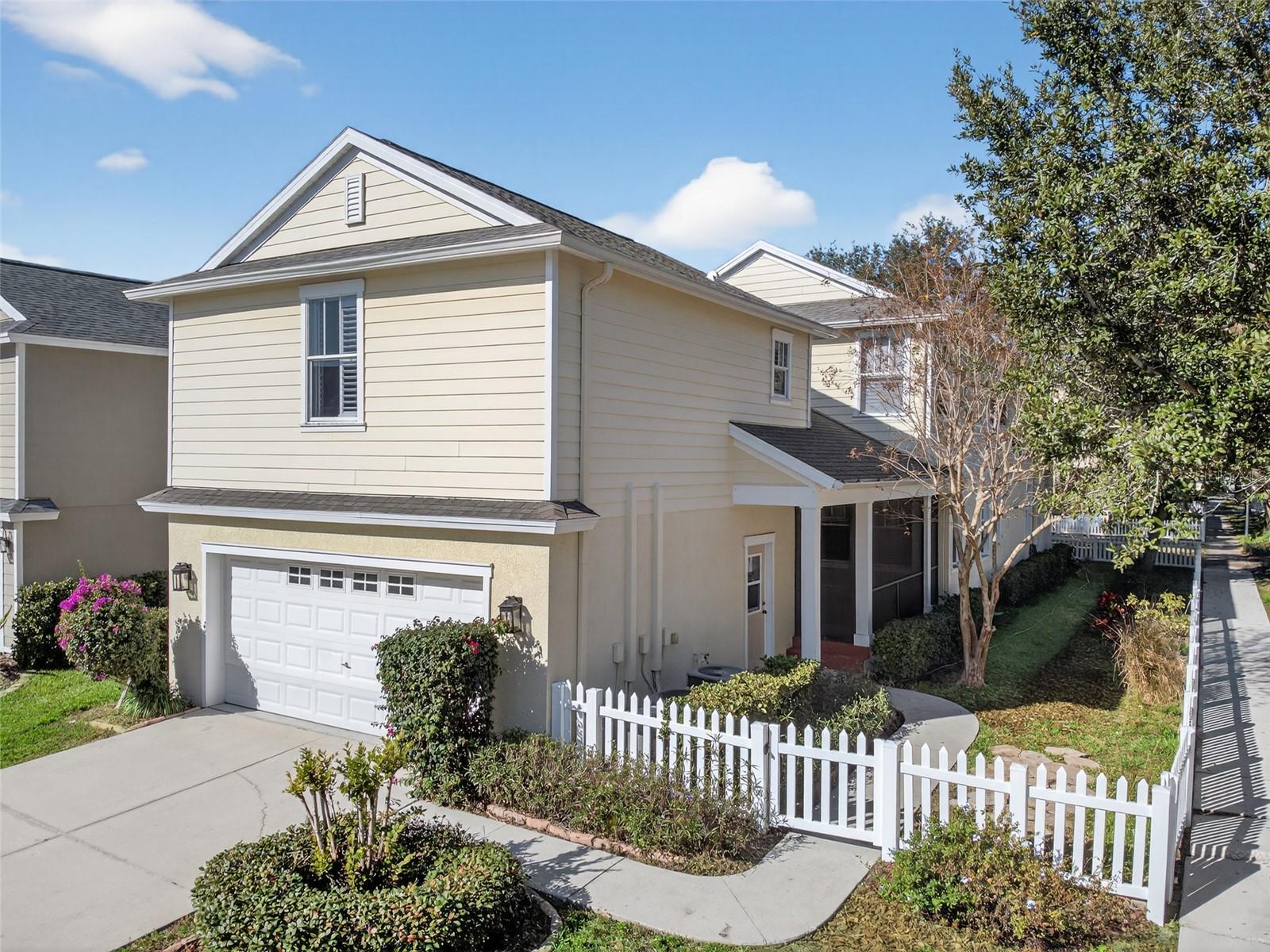 Listing photo id 26 for 16127 Bridgecrossing Drive