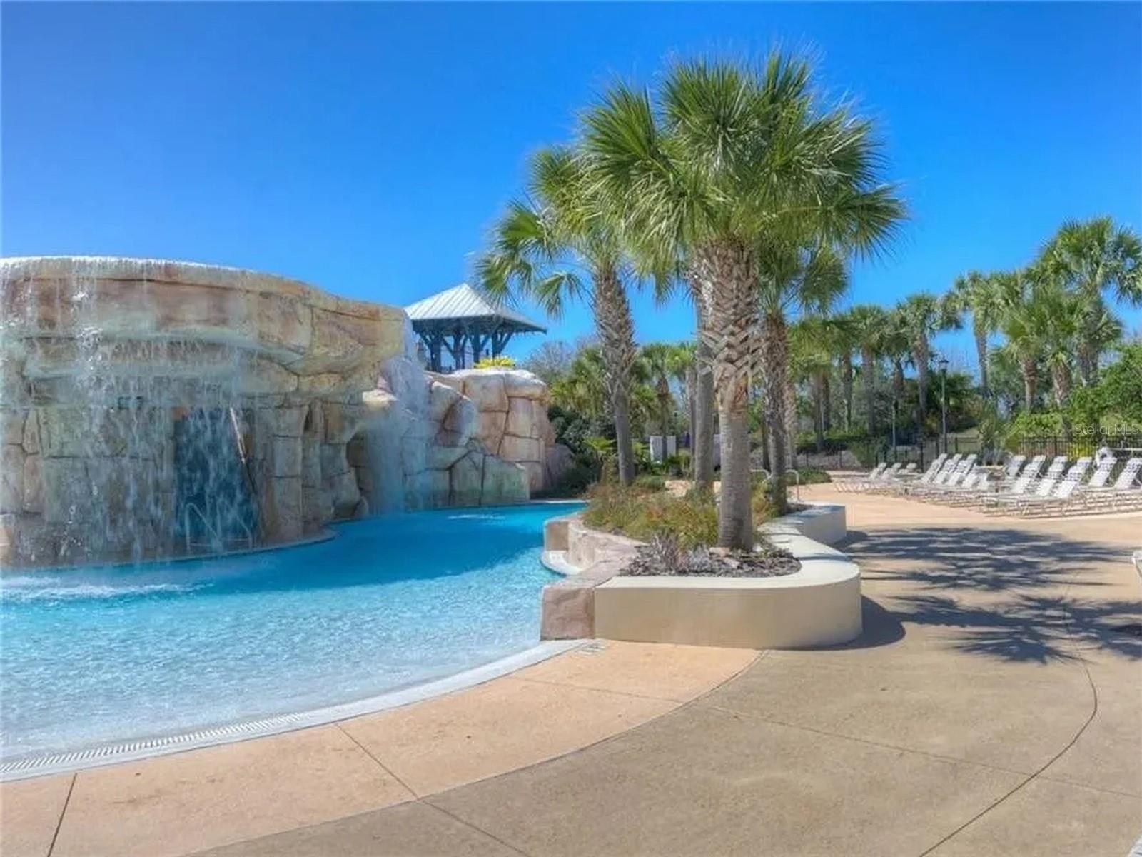 Listing photo id 30 for 16127 Bridgecrossing Drive