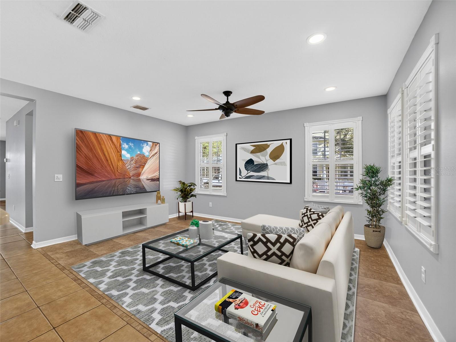 Listing photo id 5 for 16127 Bridgecrossing Drive