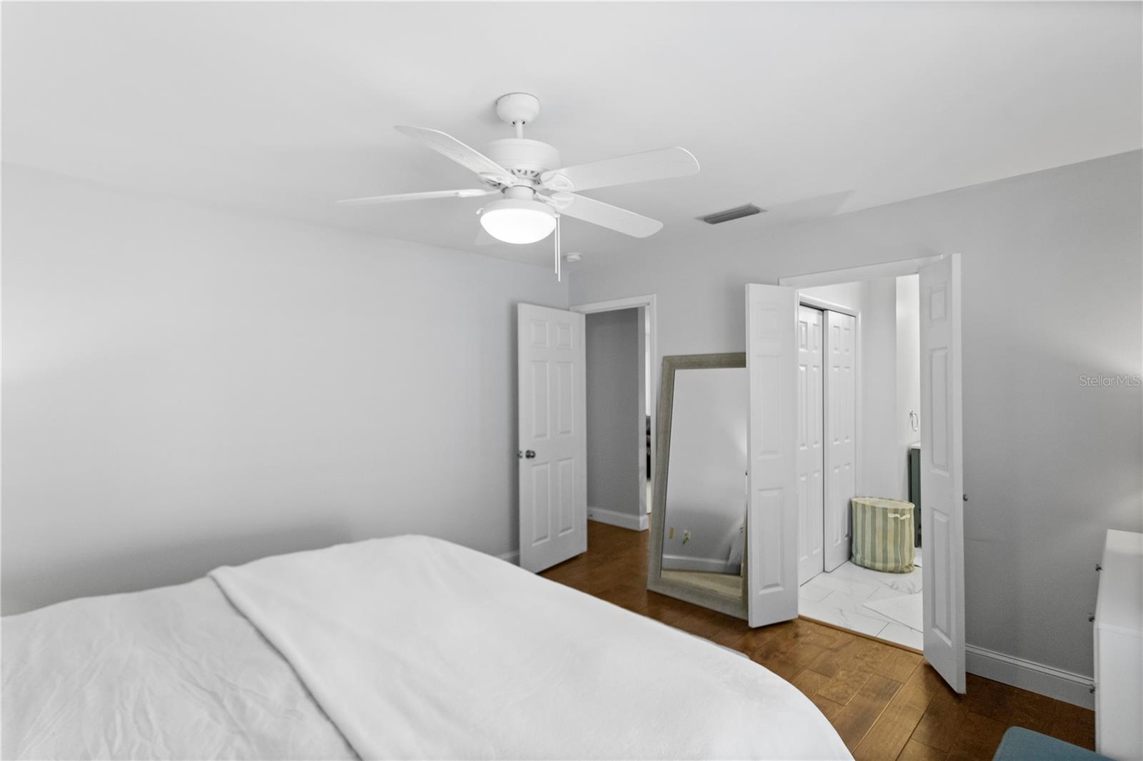 Image 19 of 29 For 5912 Switzer Avenue