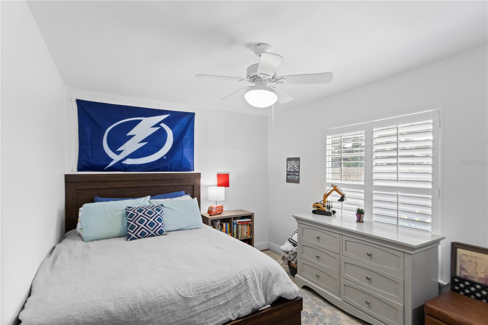 Image 22 of 29 For 5912 Switzer Avenue