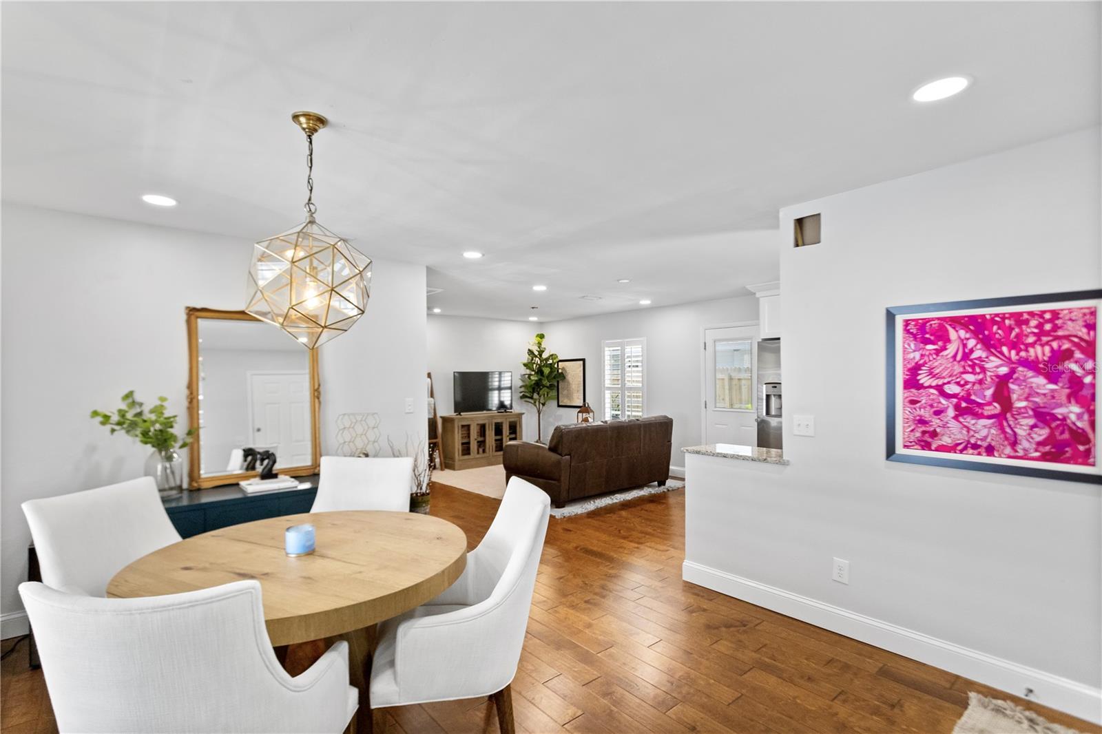 Image 5 of 29 For 5912 Switzer Avenue