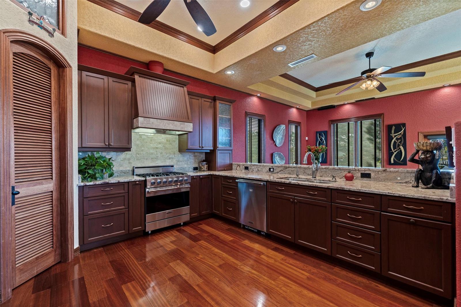 Image 19 of 93 For 1815 Bayou Grande Boulevard Ne